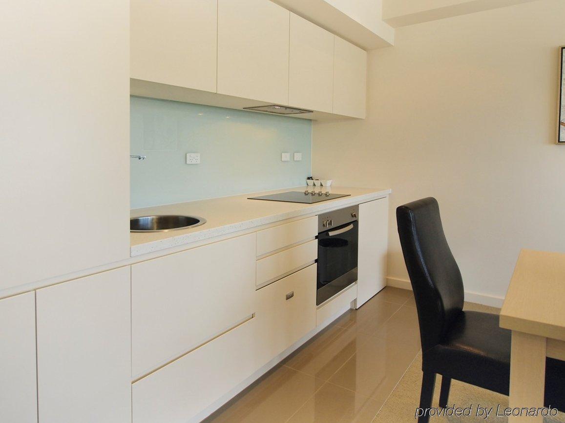 Istay Precinct Аделаида Номер фото